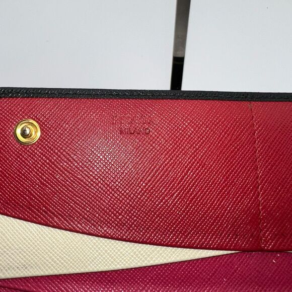 Prada Saffiano Pink and Cream Interior Long Wallet RARE - Picture 7 of 16